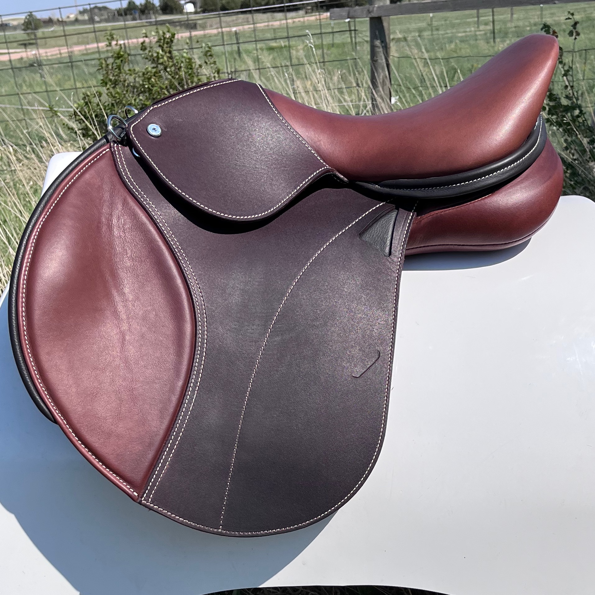 WOW DMK Jump Saddle